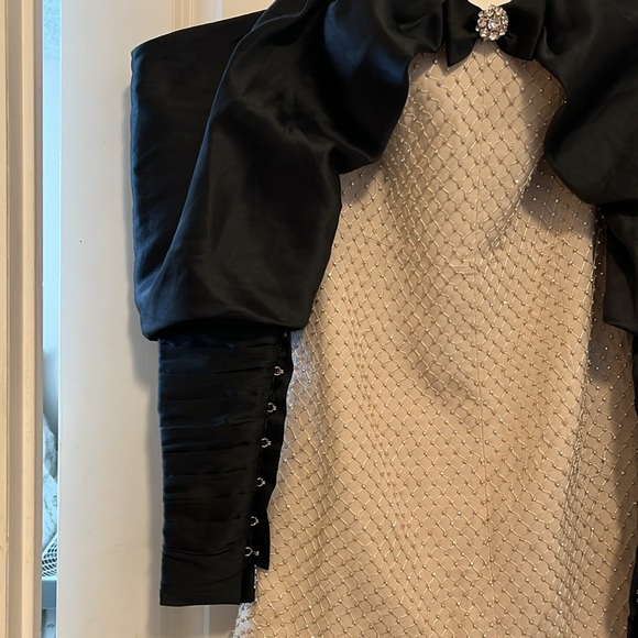 Nafsika Skourti Cream Opera Crystal Mini Dress - Picture 5 of 9